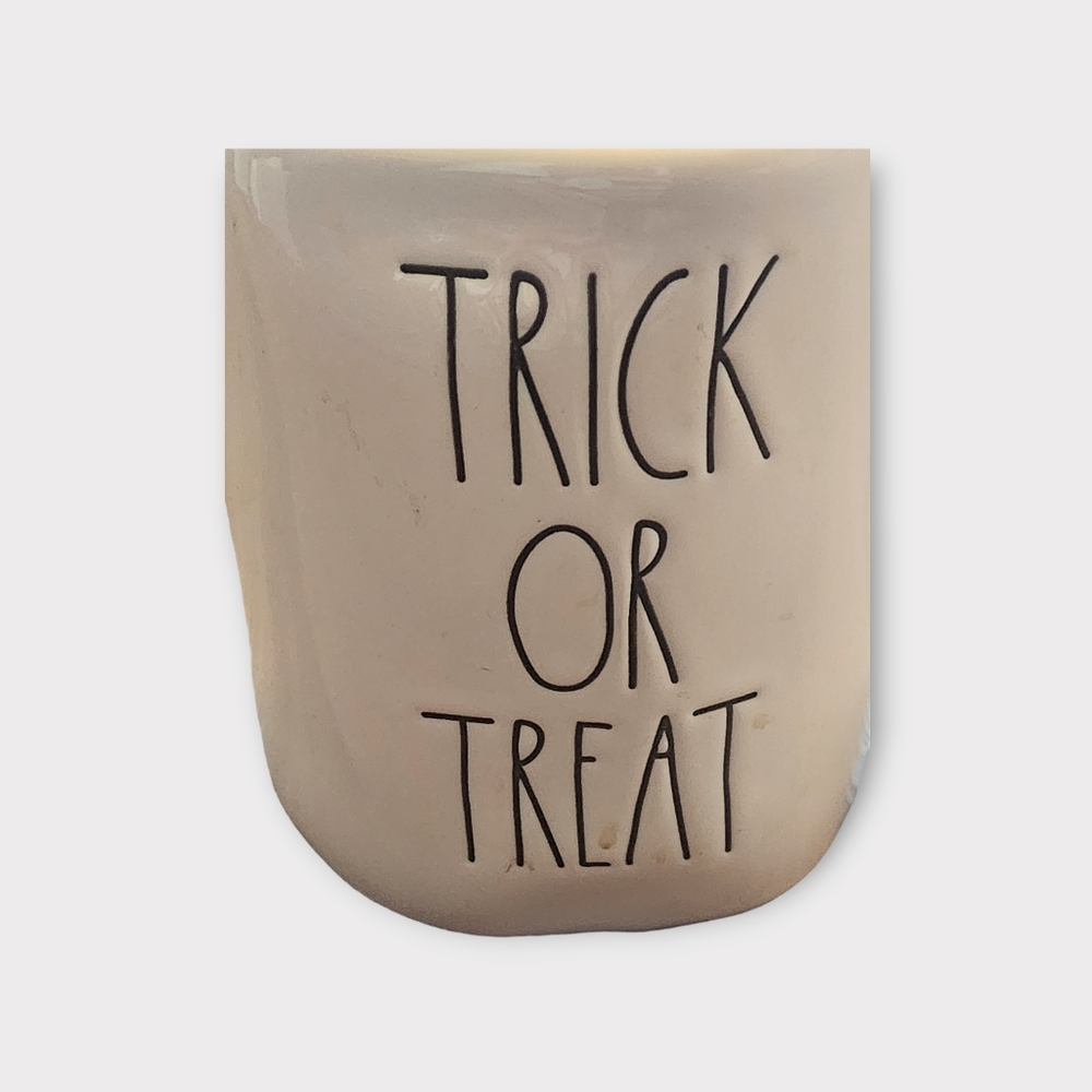 Rae Dunn Trick or treat mug - Picture 4 of 4